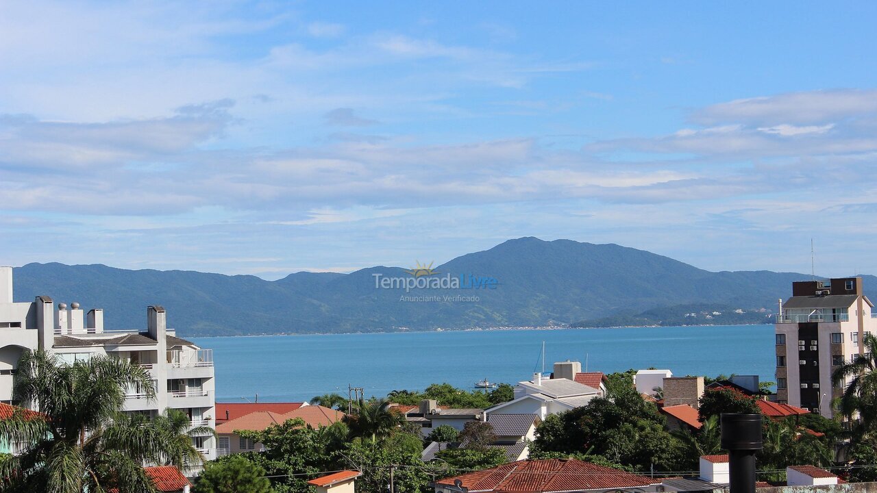 Apartment for vacation rental in Florianópolis (Jurere Tradicional)