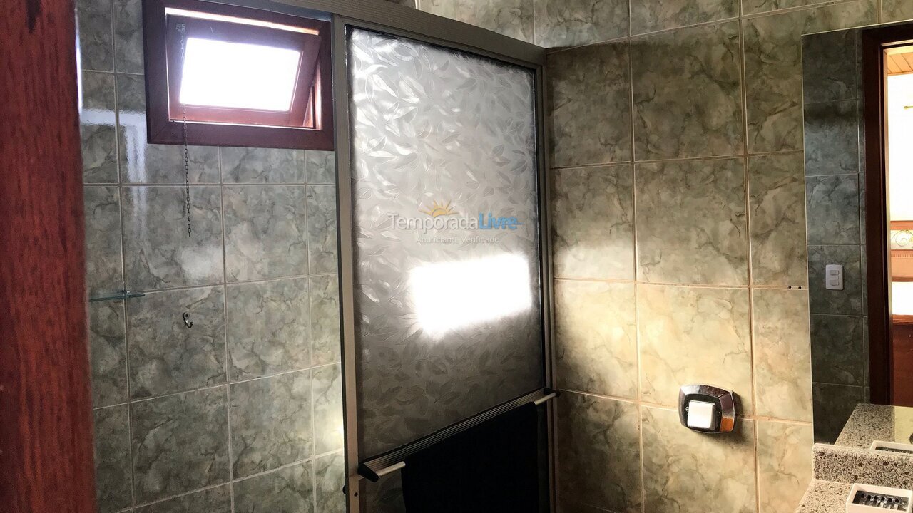 Apartamento para aluguel de temporada em Florianópolis (Jurere Tradicional)
