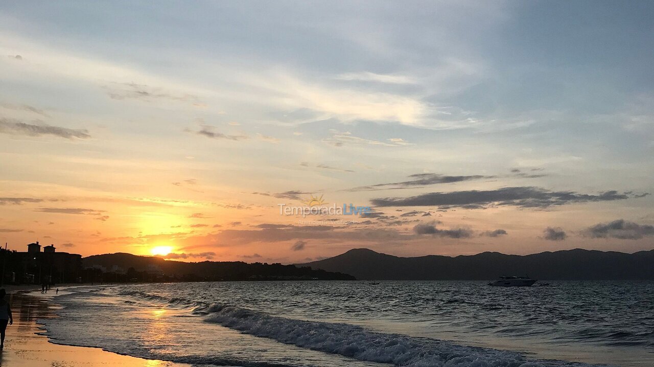 Apartamento para alquiler de vacaciones em Florianópolis (Jurere Tradicional)