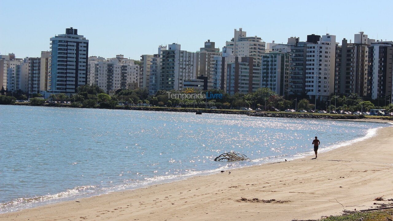 Apartamento para aluguel de temporada em Florianópolis (Centro)