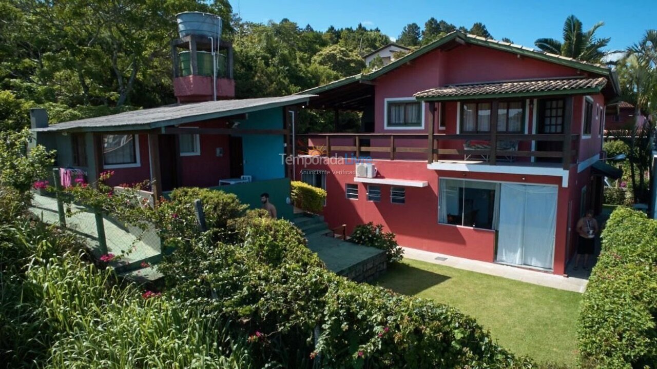 Apartamento para aluguel de temporada em Florianópolis (Jurere Tradicional)