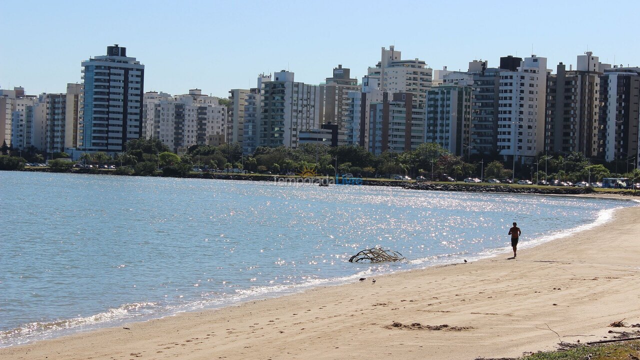 Apartamento para aluguel de temporada em Florianópolis (Centro)