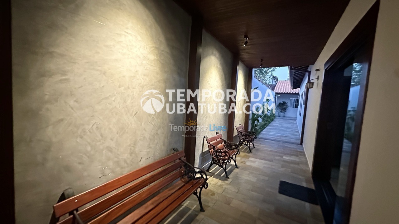 Casa para aluguel de temporada em Ubatuba (Praia Grande)