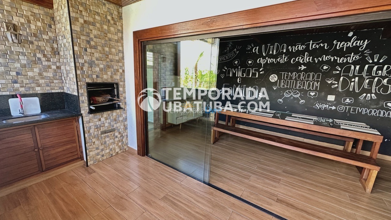 Casa para aluguel de temporada em Ubatuba (Praia Grande)