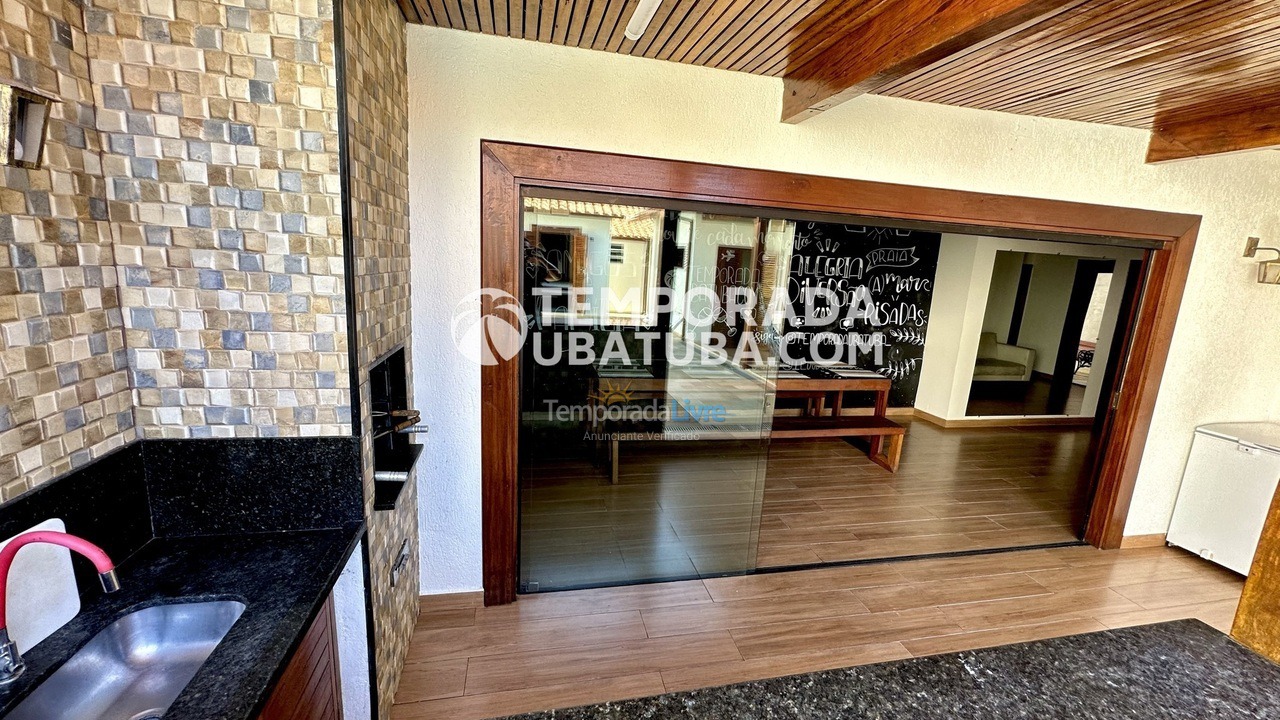 Casa para aluguel de temporada em Ubatuba (Praia Grande)