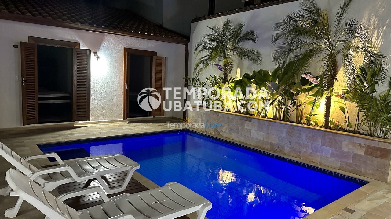 Casa para aluguel de temporada em Ubatuba (Praia Grande)