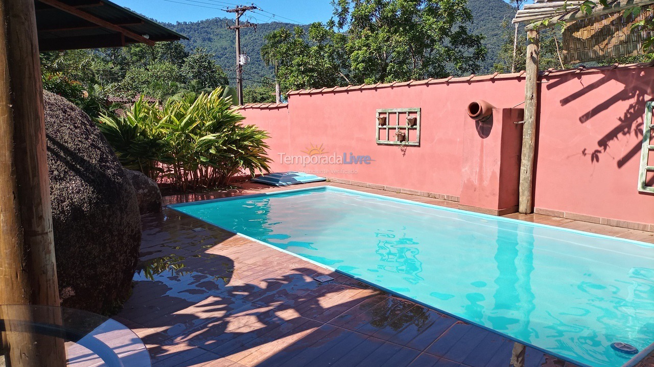 Casa para alquiler de vacaciones em Ubatuba (Ubatumirim)