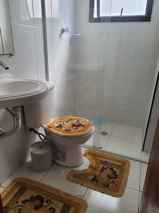 Apartamento para aluguel de temporada em Praia Grande (Vila Guilhermina)