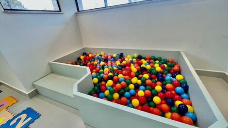 Cobertura Duplex de Alto Padrão! Com Piscina no Condomínio