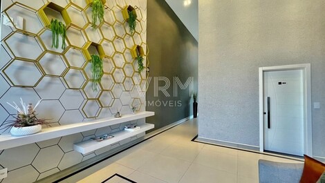 Cobertura Duplex de Alto Padrão! Com Piscina no Condomínio