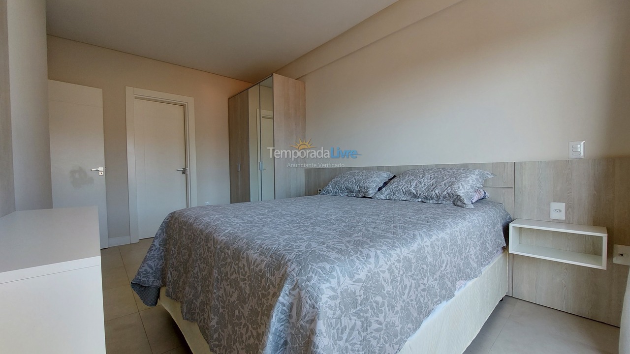 Apartment for vacation rental in Bombinhas (Praia de Bombinhas)