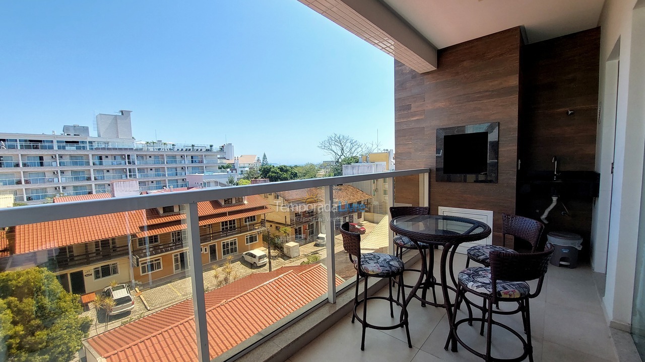 Apartment for vacation rental in Bombinhas (Praia de Bombinhas)