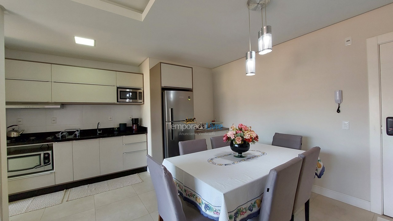 Apartment for vacation rental in Bombinhas (Praia de Bombinhas)