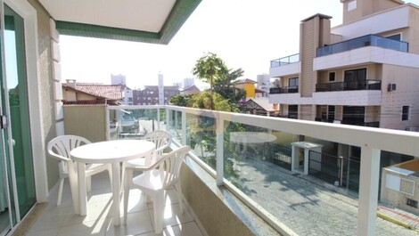 APARTAMENTO NO CENTRO DE BOMBINHAS PARA 6 PESSOAS