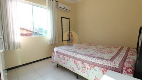 APARTAMENTO NO CENTRO DE BOMBINHAS PARA 6 PESSOAS