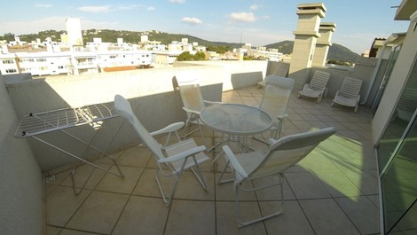 ED VICTORY - DUPLEX PENTHOUSE - APARTMENT 202
