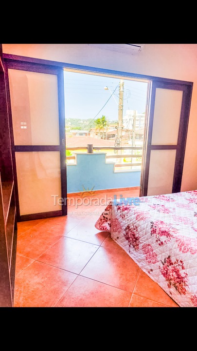 House for vacation rental in Ubatuba (Praia das Toninhas)