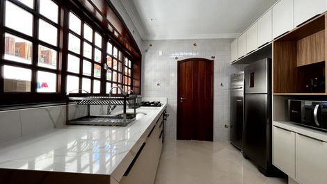 Casa excelente ubicación cerca de la playa en la Riviera de São Lourenço