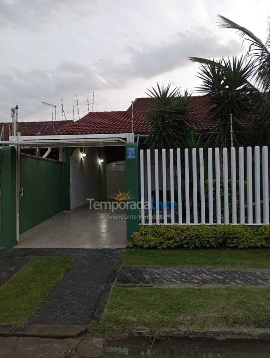 Casa para aluguel de temporada em Itanhaém (Jd Grandesp Itanhaém)