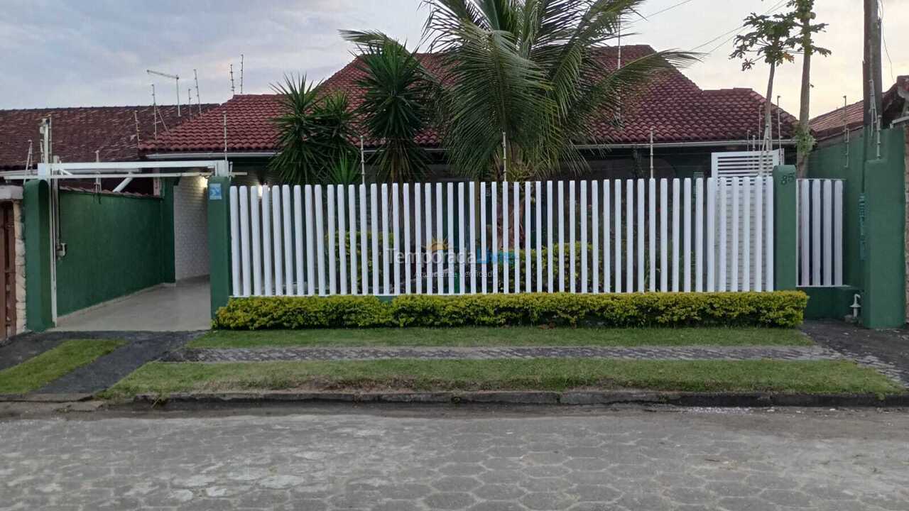 Casa para aluguel de temporada em Itanhaém (Jd Grandesp Itanhaém)
