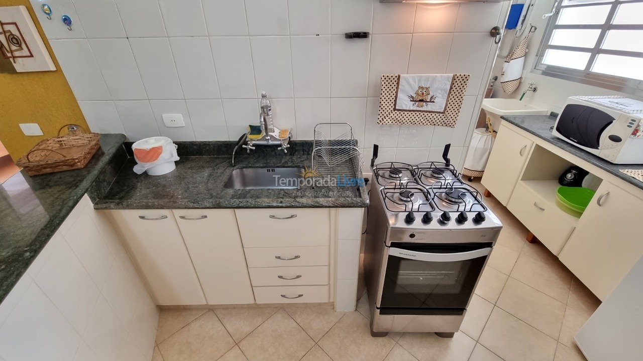 Apartamento para aluguel de temporada em Guarujá (Pitangueiras)