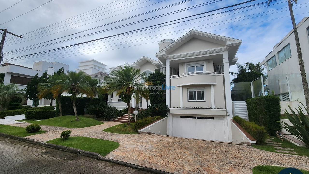 House for vacation rental in Florianopolis (Jurerê Internacional)