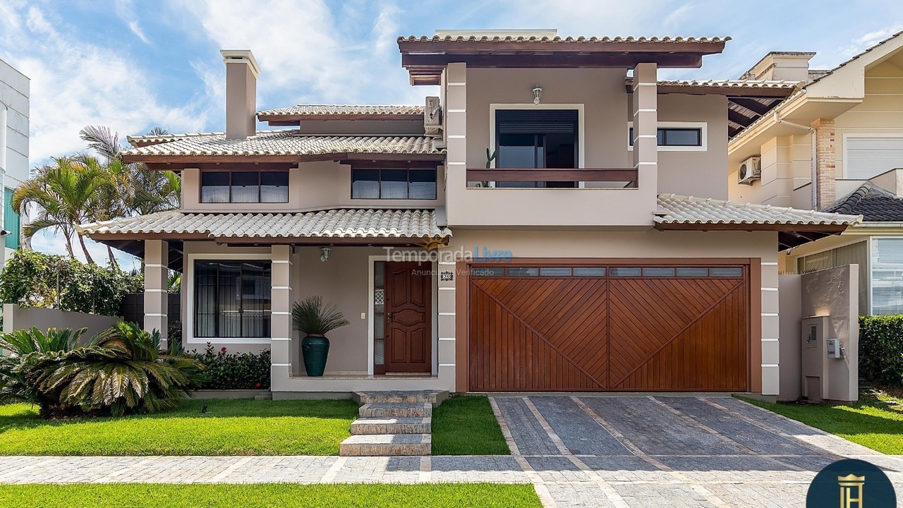 House for vacation rental in Florianopolis (Jurerê Internacional)