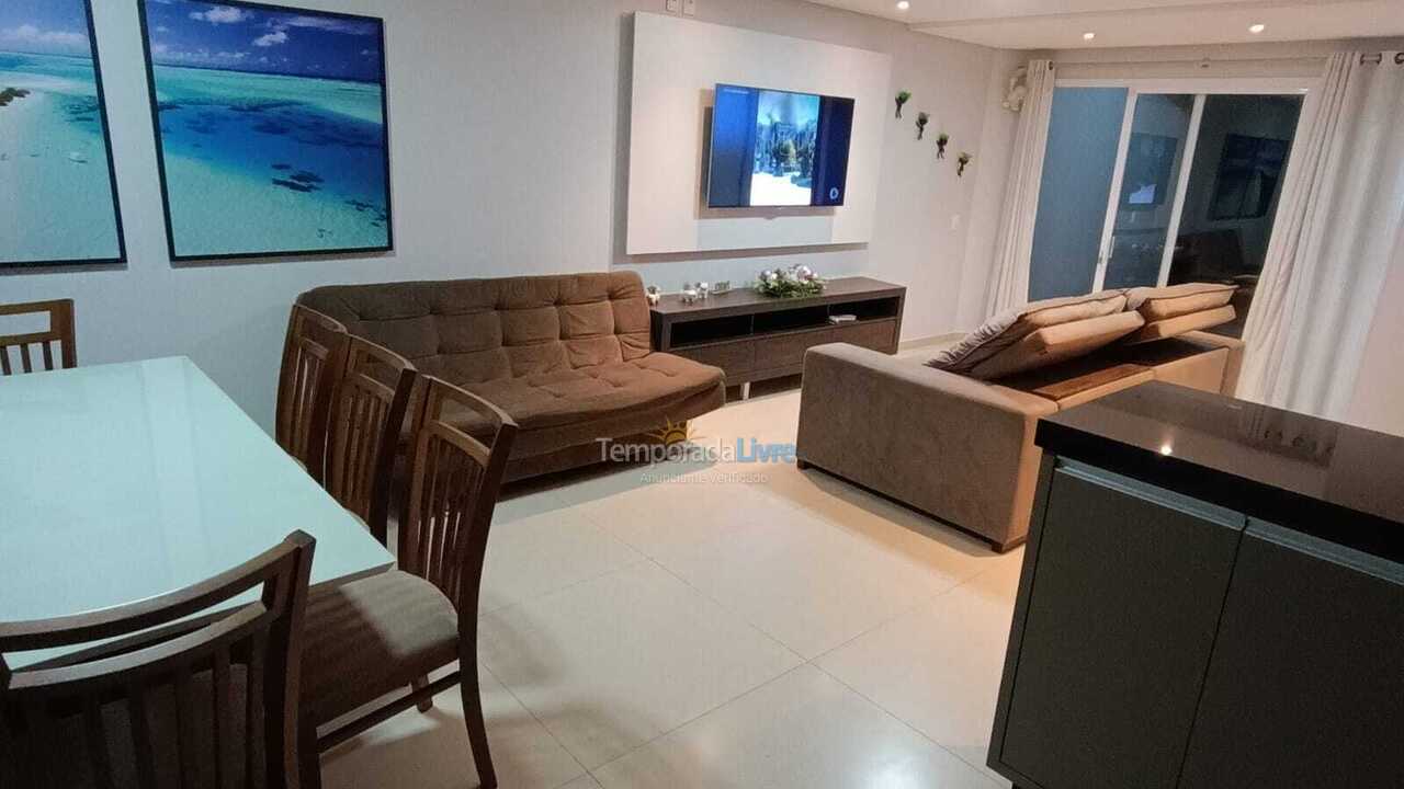 Casa para aluguel de temporada em São Francisco do Sul (Enseada)