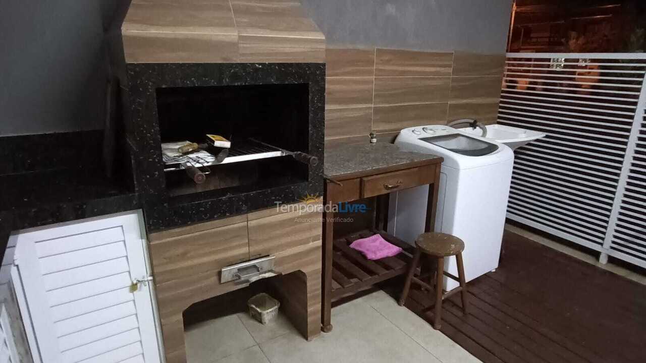 Casa para aluguel de temporada em São Francisco do Sul (Enseada)