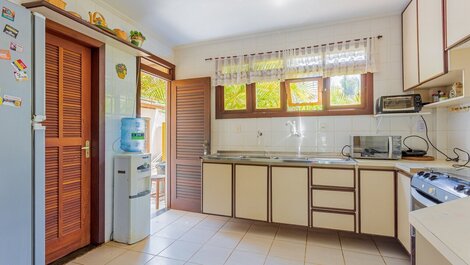 Maravilhosa Casa 4 Suítes Pé na Areia, Vista Mar - Guarajuba