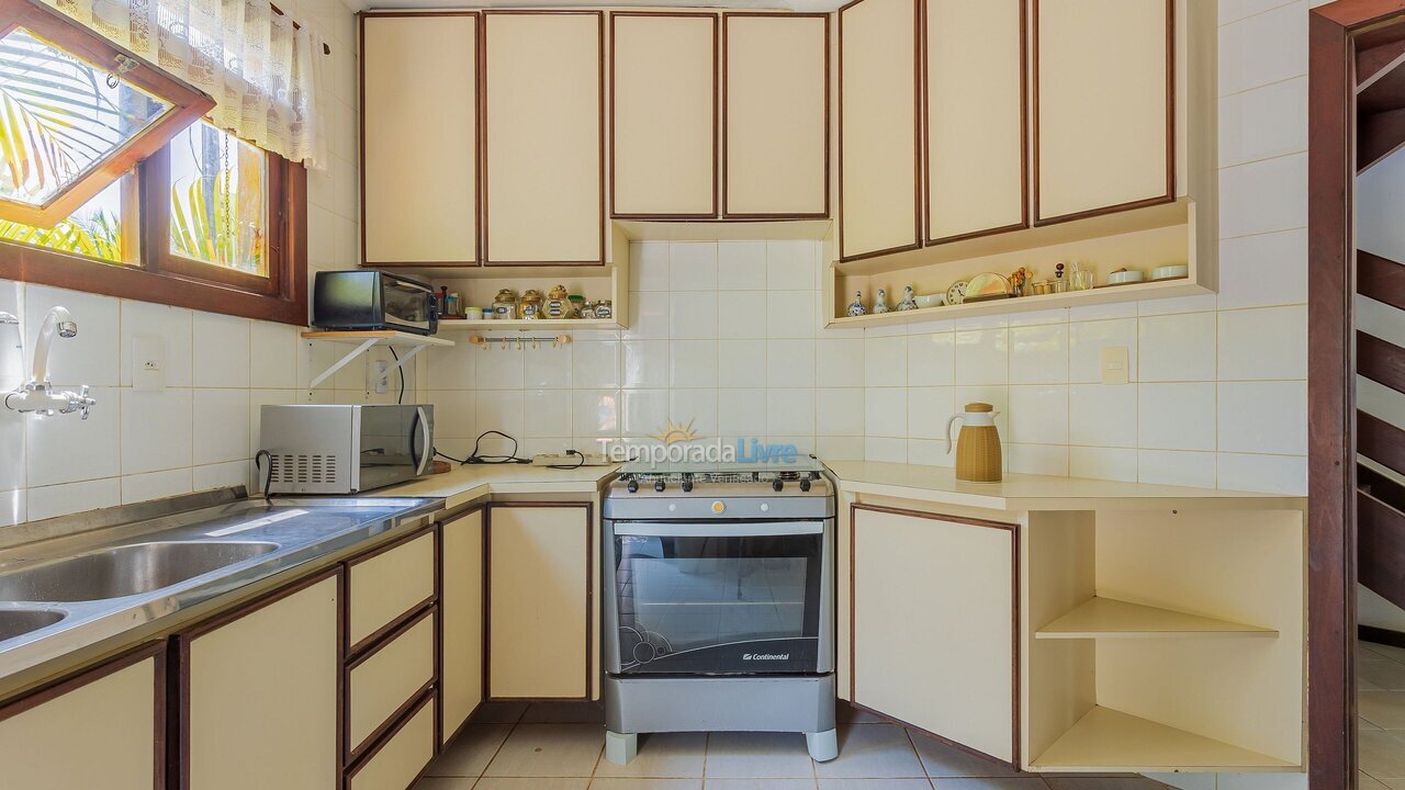 Casa para aluguel de temporada em Camaçari (Praia de Guarajuba)