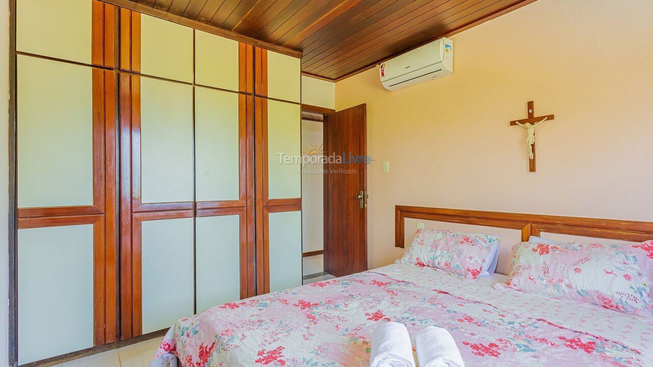 Casa para aluguel de temporada em Camaçari (Praia de Guarajuba)