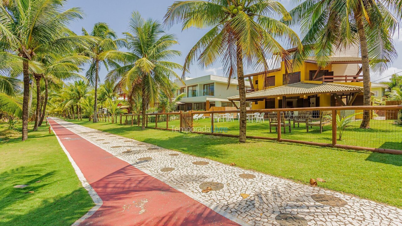 Casa para aluguel de temporada em Camaçari (Praia de Guarajuba)