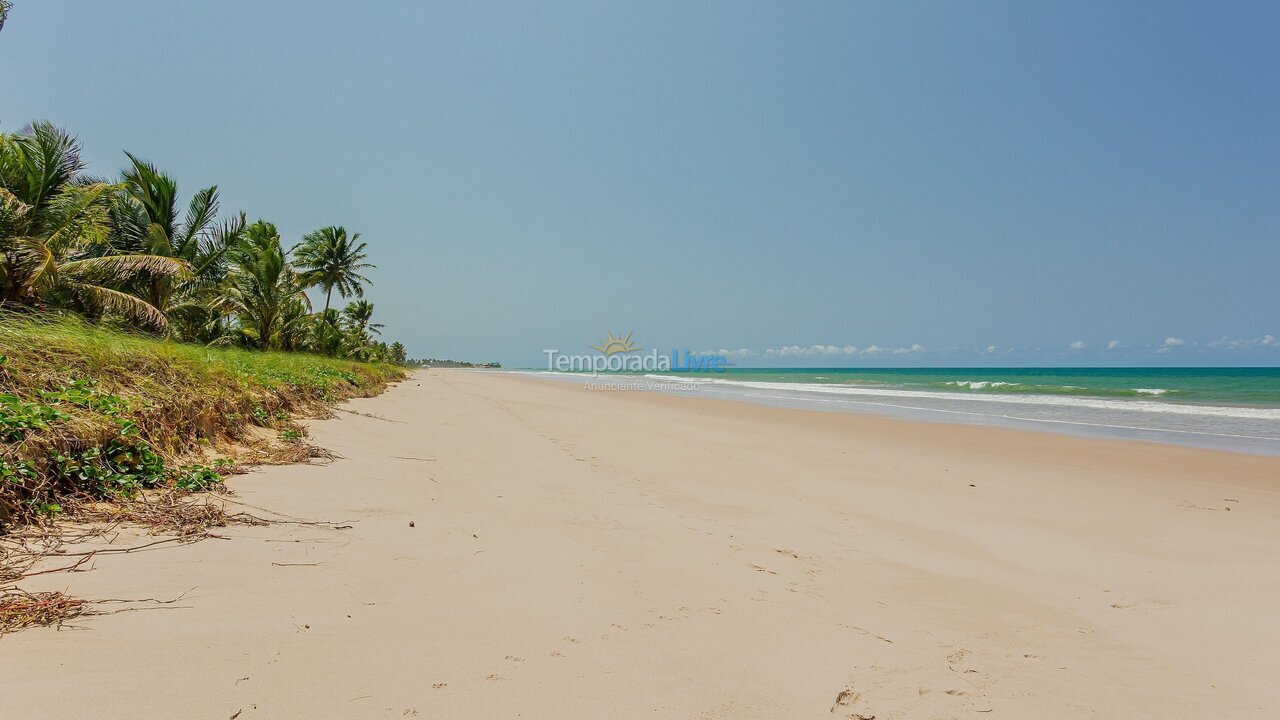 Casa para aluguel de temporada em Camaçari (Praia de Guarajuba)