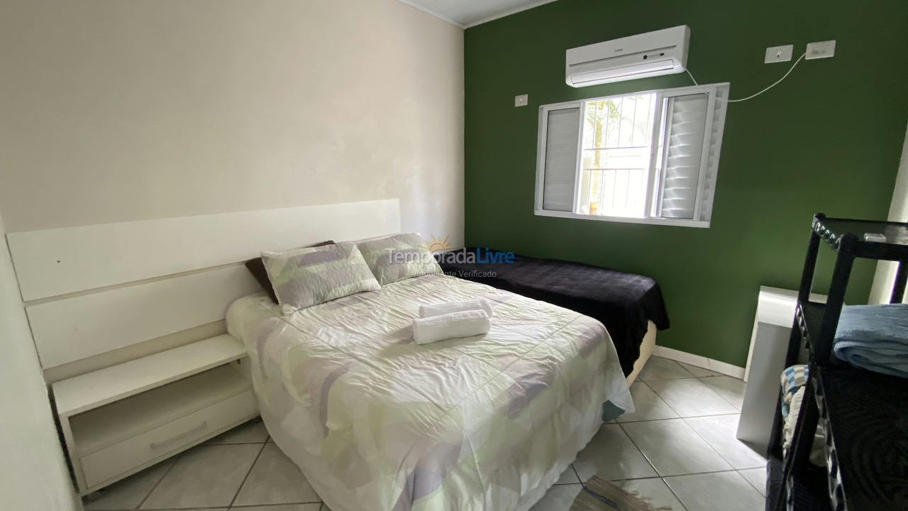 Casa para aluguel de temporada em Guaratuba (Praia Central)