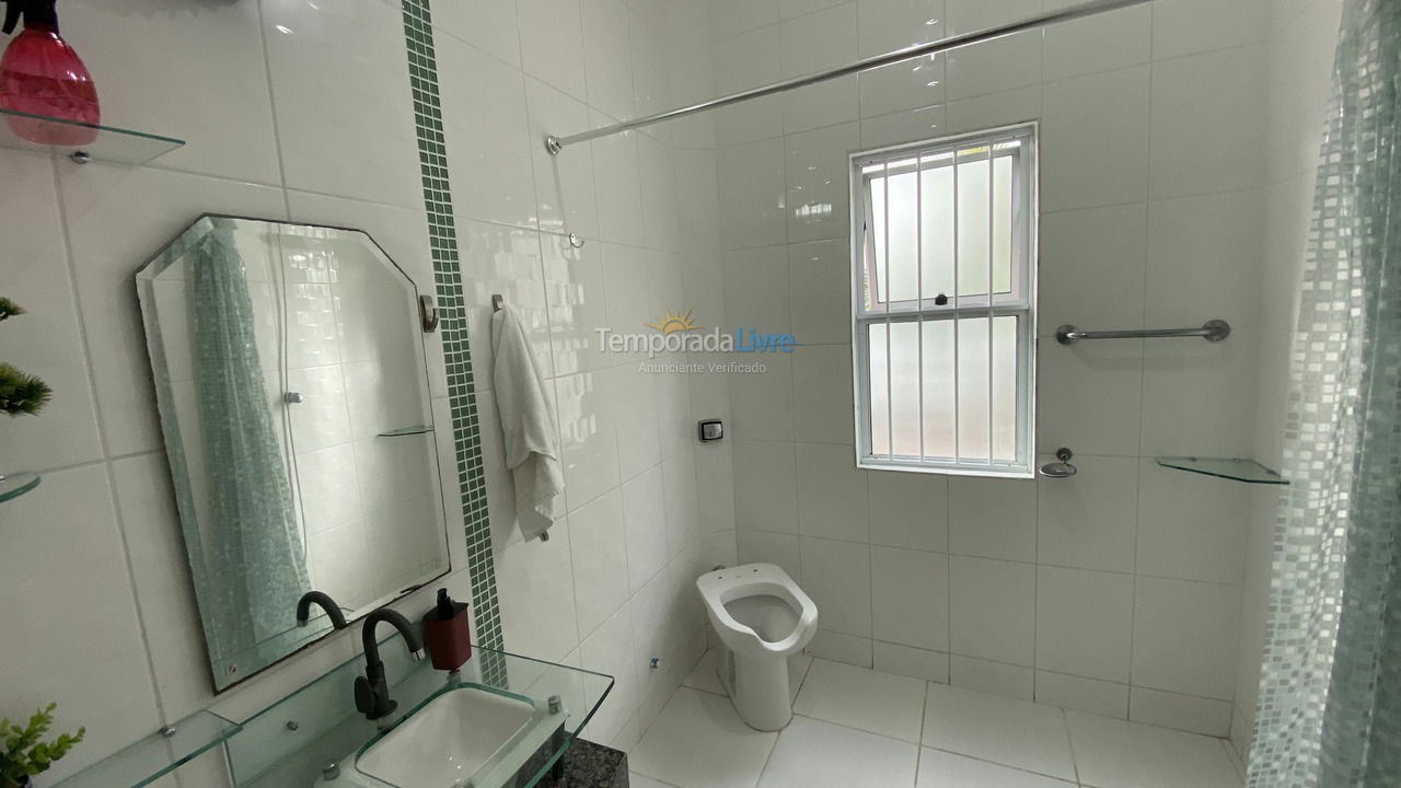 Casa para aluguel de temporada em Guaratuba (Praia Central)