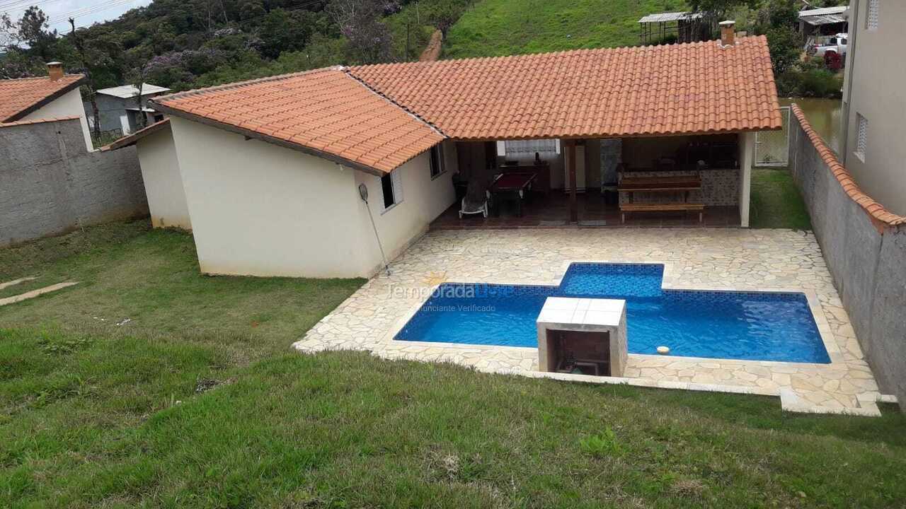 Granja para alquiler de vacaciones em Ibiúna (Ibiuna)