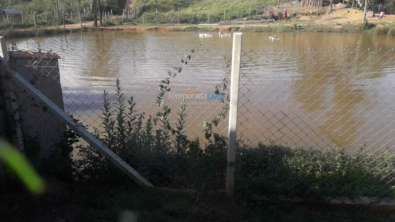 Granja para alquiler de vacaciones em Ibiúna (Ibiuna)