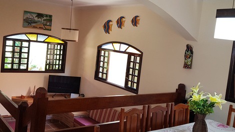 Casa com ar condicionado, piscina e Wi-Fi-Caraguatatuba