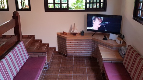Sala de tv, confortável. sofás para 10 pessoas