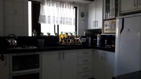 Beautiful apartment with 04 bedrooms in Meia Praia - Itapema