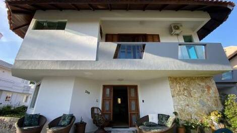 Great house for vacation rental in Jurerê