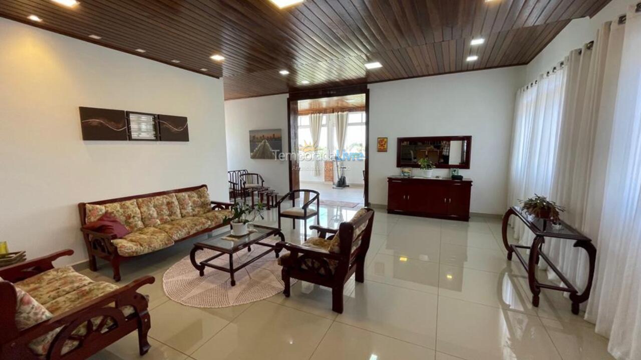 Casa para alquiler de vacaciones em Mairinque (Condomínio Porta do Sol)