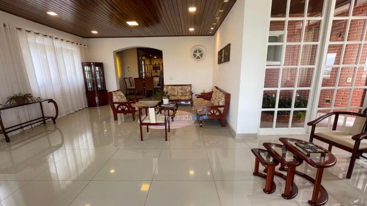 Casa para alquiler de vacaciones em Mairinque (Condomínio Porta do Sol)