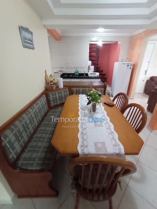 Apartamento para alquiler de vacaciones em Itapema (Meia Praia)