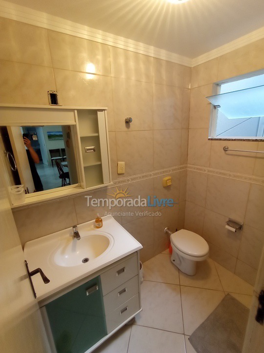 Apartamento para alquiler de vacaciones em Itapema (Meia Praia)