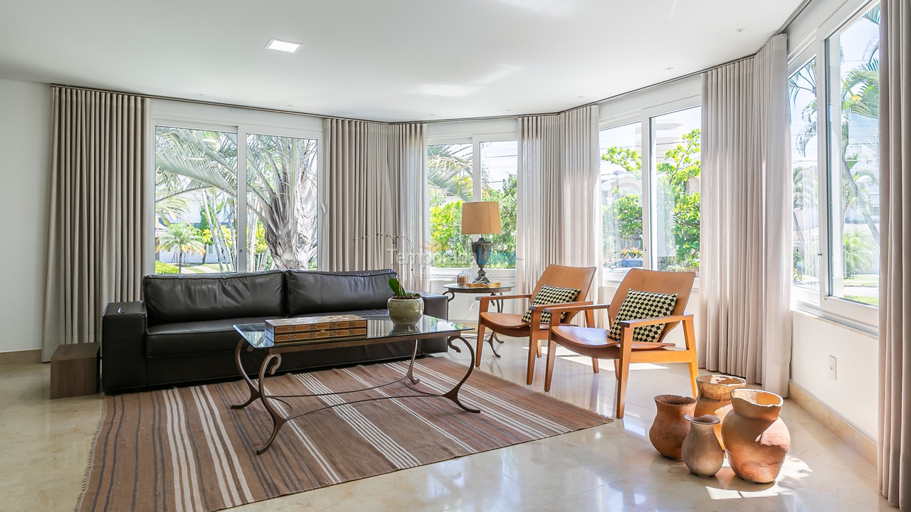 Casa para aluguel de temporada em Florianopolis (Jurerê Internacional)