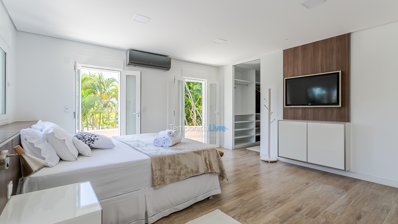 Casa para aluguel de temporada em Florianopolis (Jurerê Internacional)