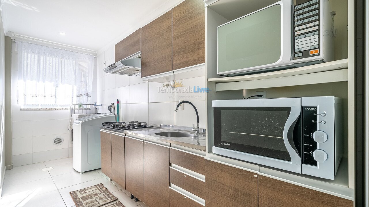 Apartamento para aluguel de temporada em Bombinhas (Praia de Bombas)