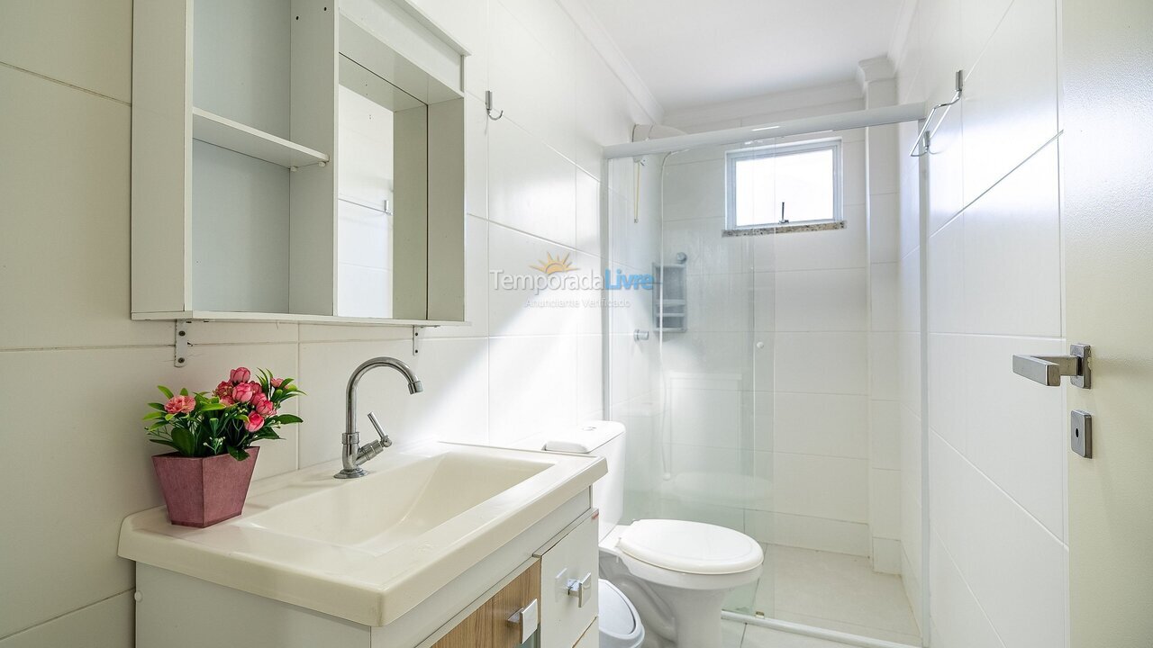Apartamento para aluguel de temporada em Bombinhas (Praia de Bombas)